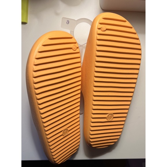 Wild Fable Orange Slides Size 6 New Never Worn - Picture 2 of 4
